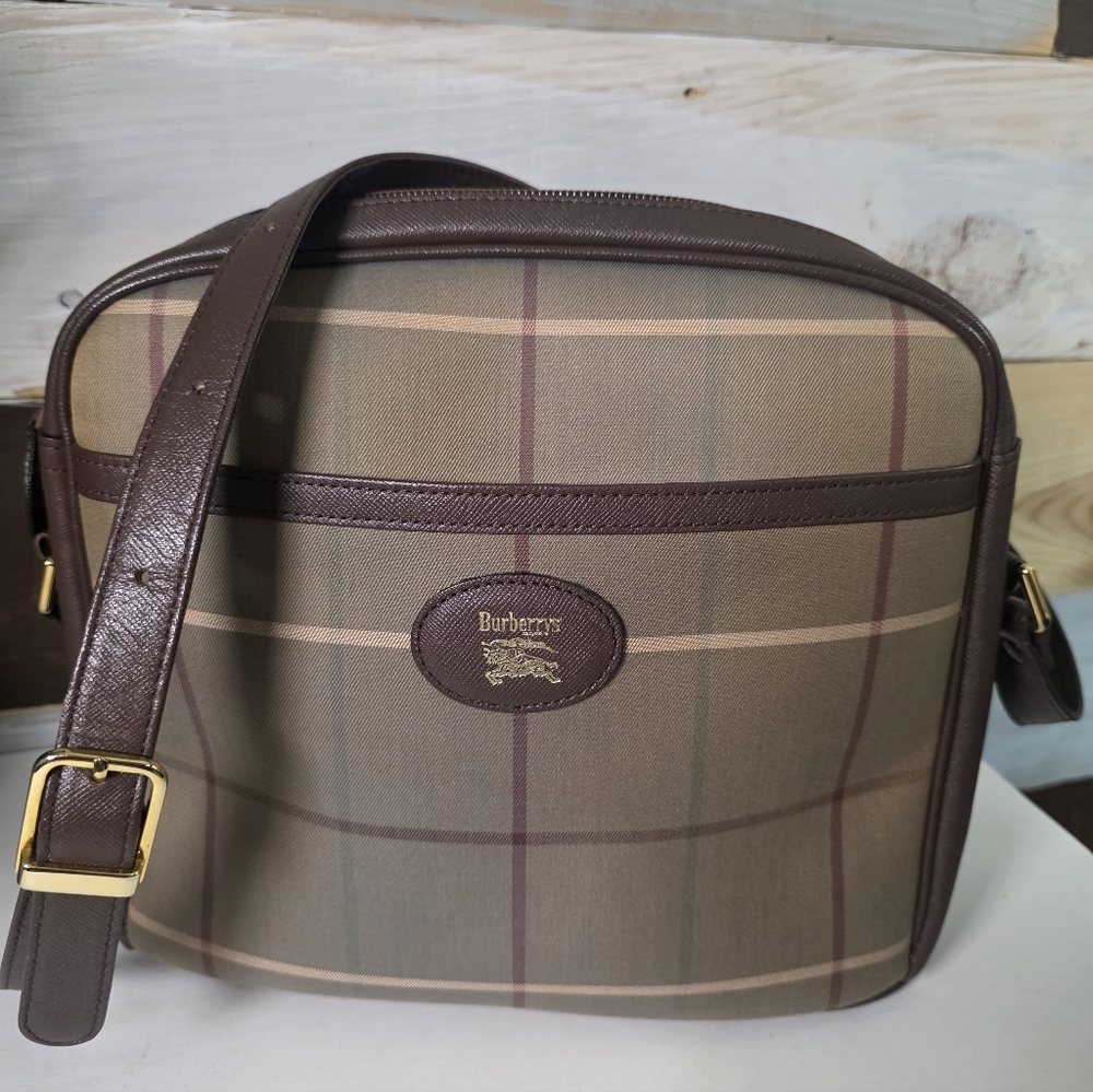 Burberrys Nova Check Vintage Excellent Condition Bag Classic Plaid - Picture 16 of 17